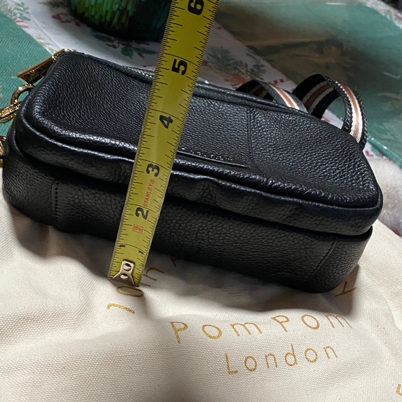 Pom Pom London Elegant Black Crossbody Bag - Picture 13 of 13